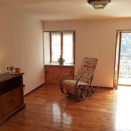 Apartamento Casa Le Rondini Mezzenile Exterior foto