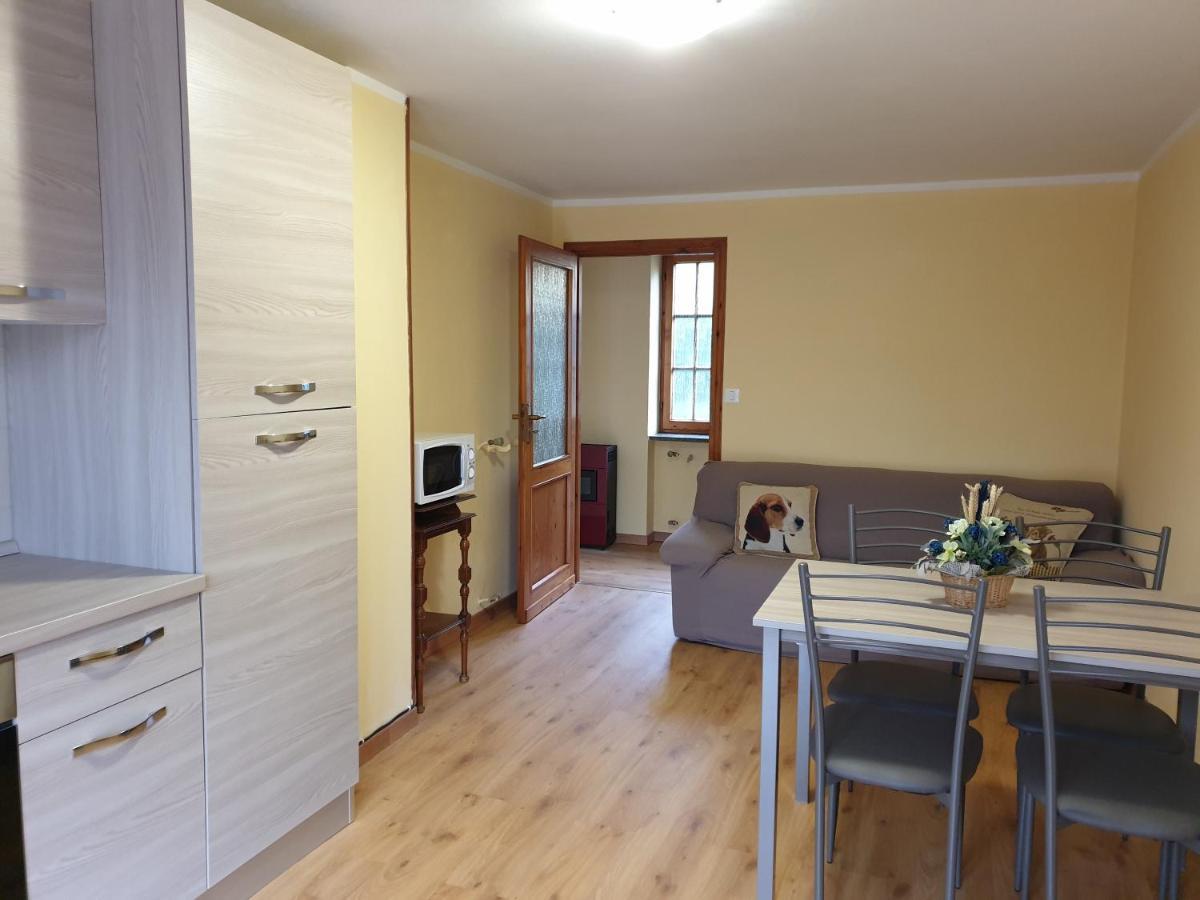 Apartamento Casa Le Rondini Mezzenile Exterior foto