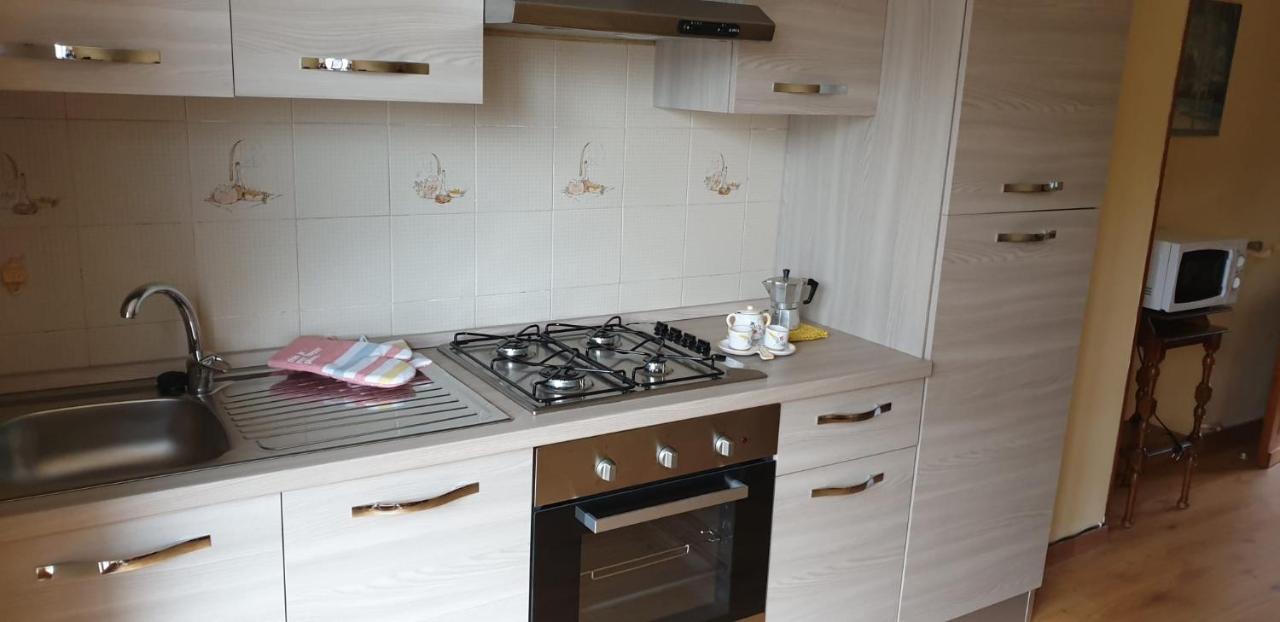 Apartamento Casa Le Rondini Mezzenile Exterior foto
