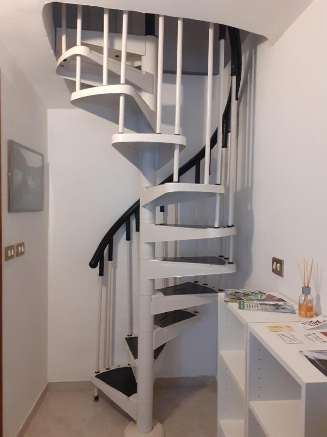 Apartamento Casa Le Rondini Mezzenile Exterior foto